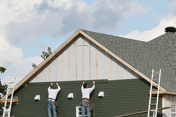 Professional Siding Installation technician working in New Carlisle, IN